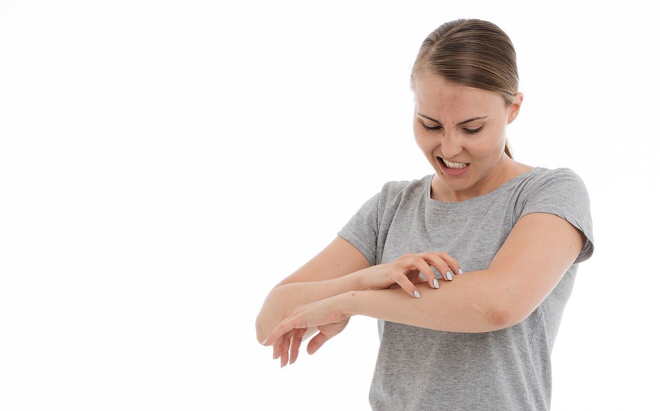 DermaSilk Kleidung lindert Ekzeme und Juckreiz